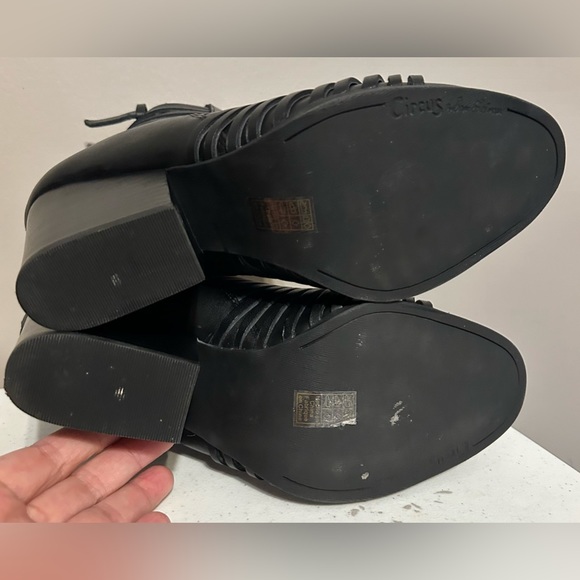 Circus Heeled Booties - EUC - Picture 5 of 5